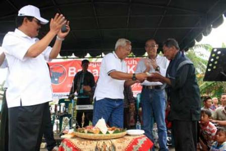 Jokowi Batal Datang, Warga Tetap Antusias Dukung ESJA